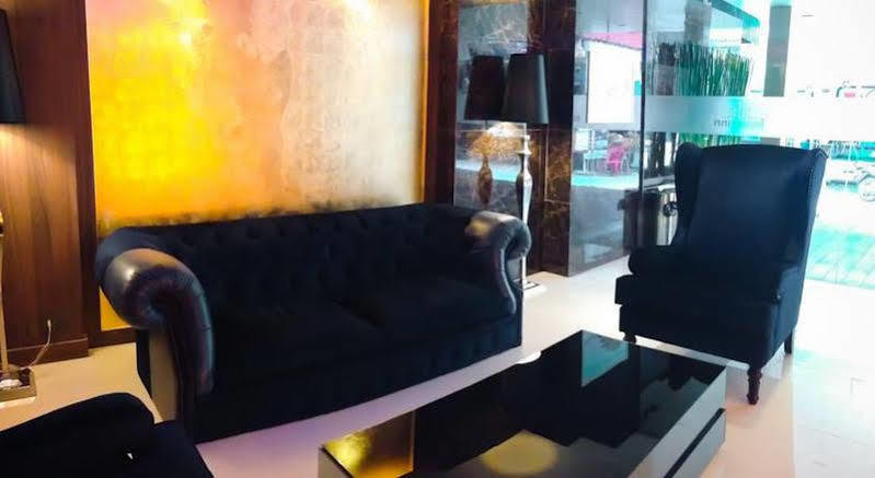 Icheck Inn Nana By Aspira Bangkok Esterno foto